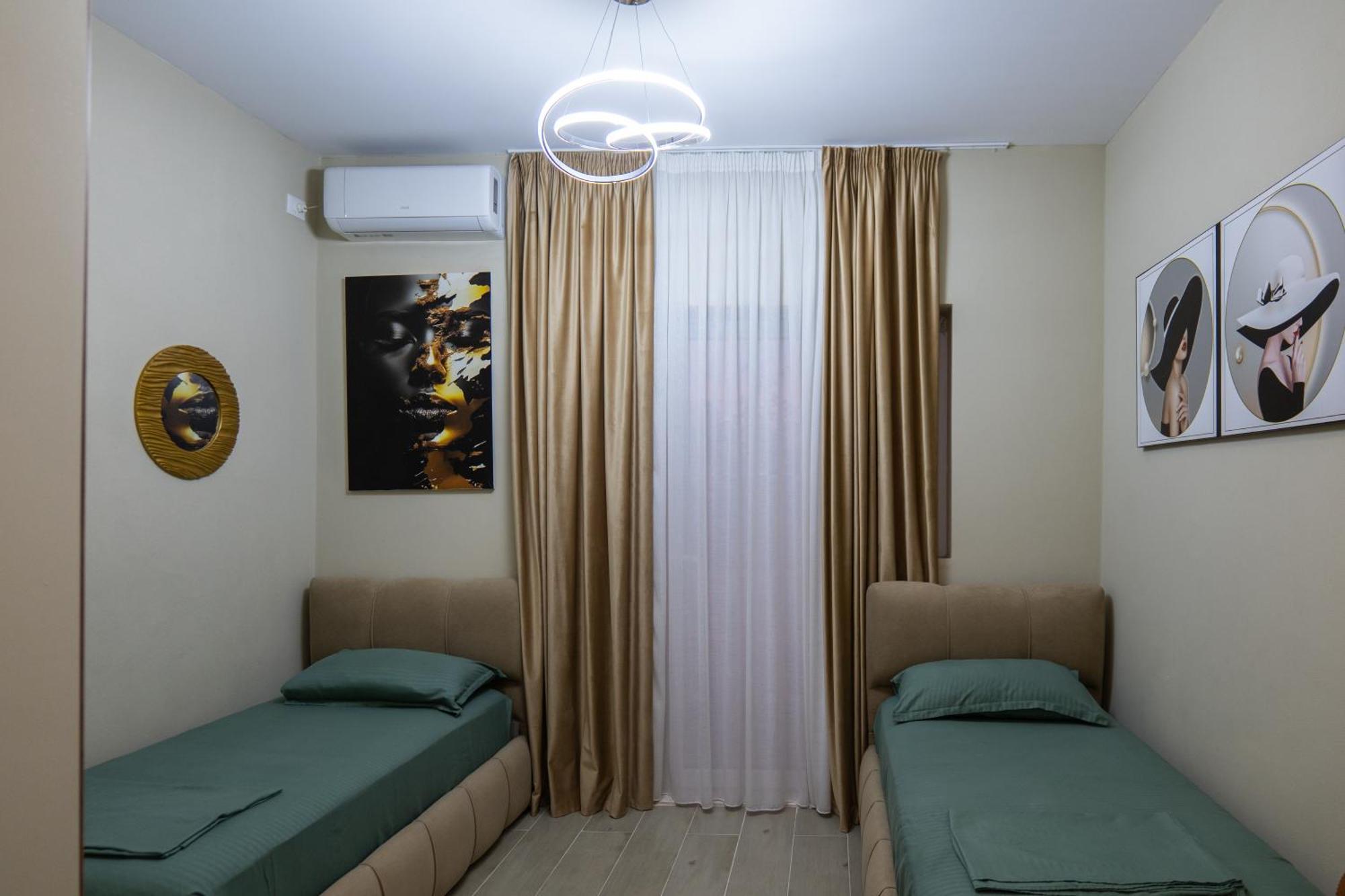 City Center Rooms And Apartments Durrës 外观 照片