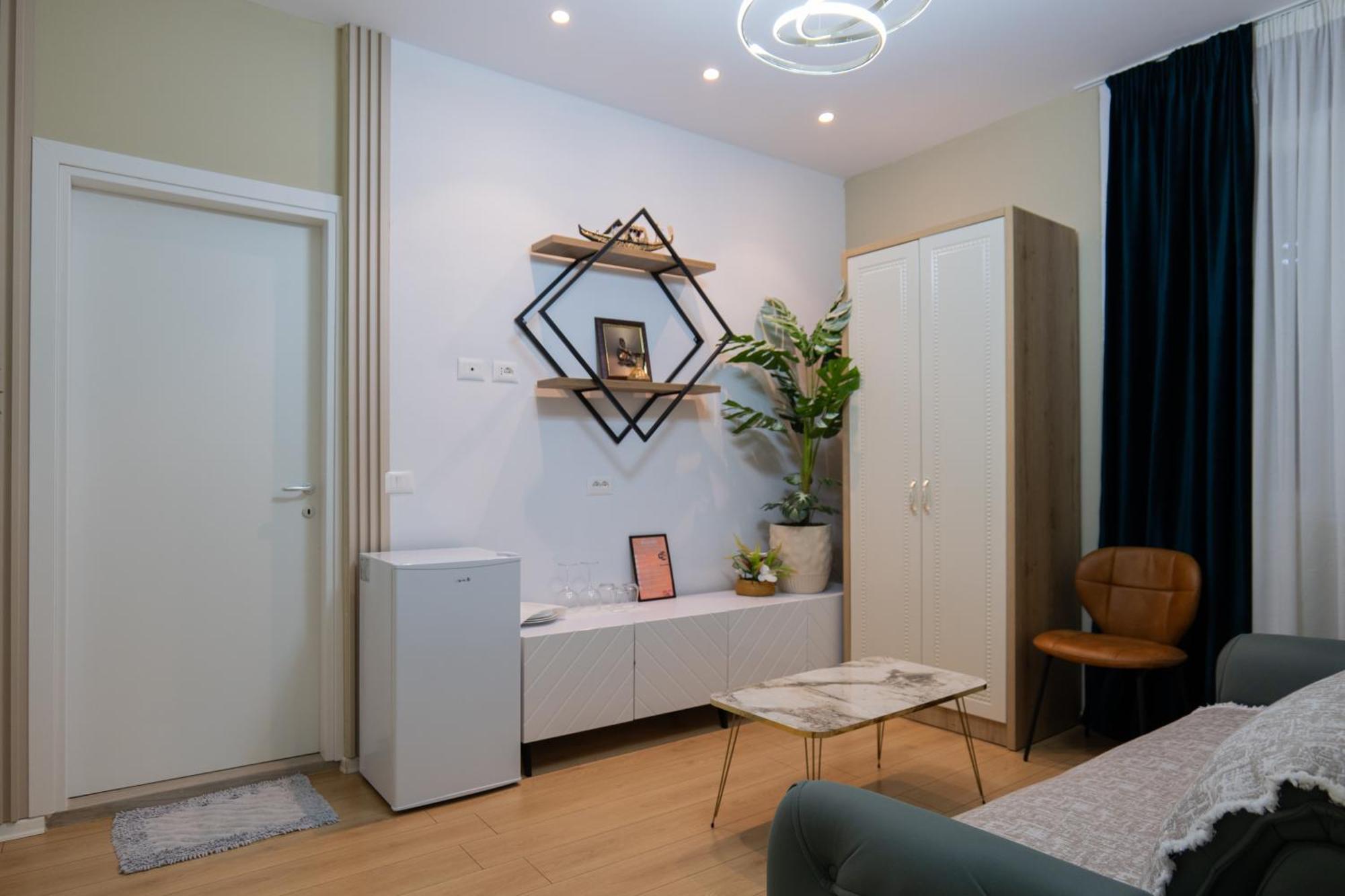 City Center Rooms And Apartments Durrës 外观 照片